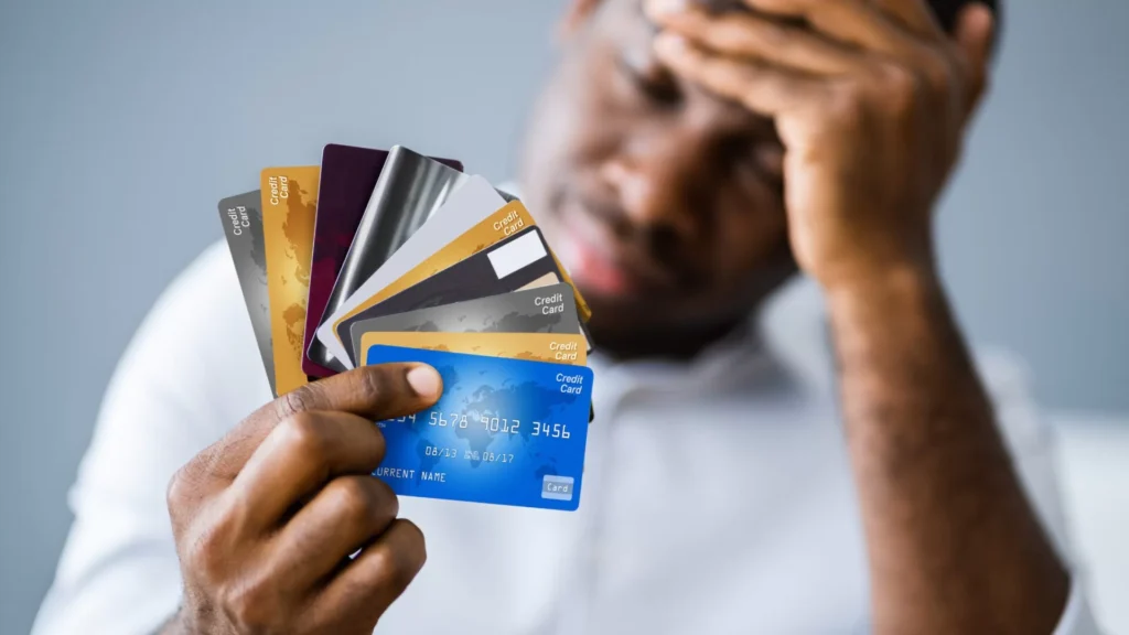 Aprenda a identificar e resolver casos de juros abusivos com orientação da Cote Juros, que conecta você às melhores assessorias parceiras. Proteja suas finanças com dicas práticas e confiáveis!