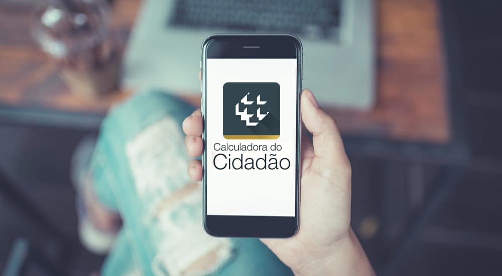 Captura de tela do aplicativo Calculadora do Cidadão exibindo simulação de financiamento e cálculo de juros.