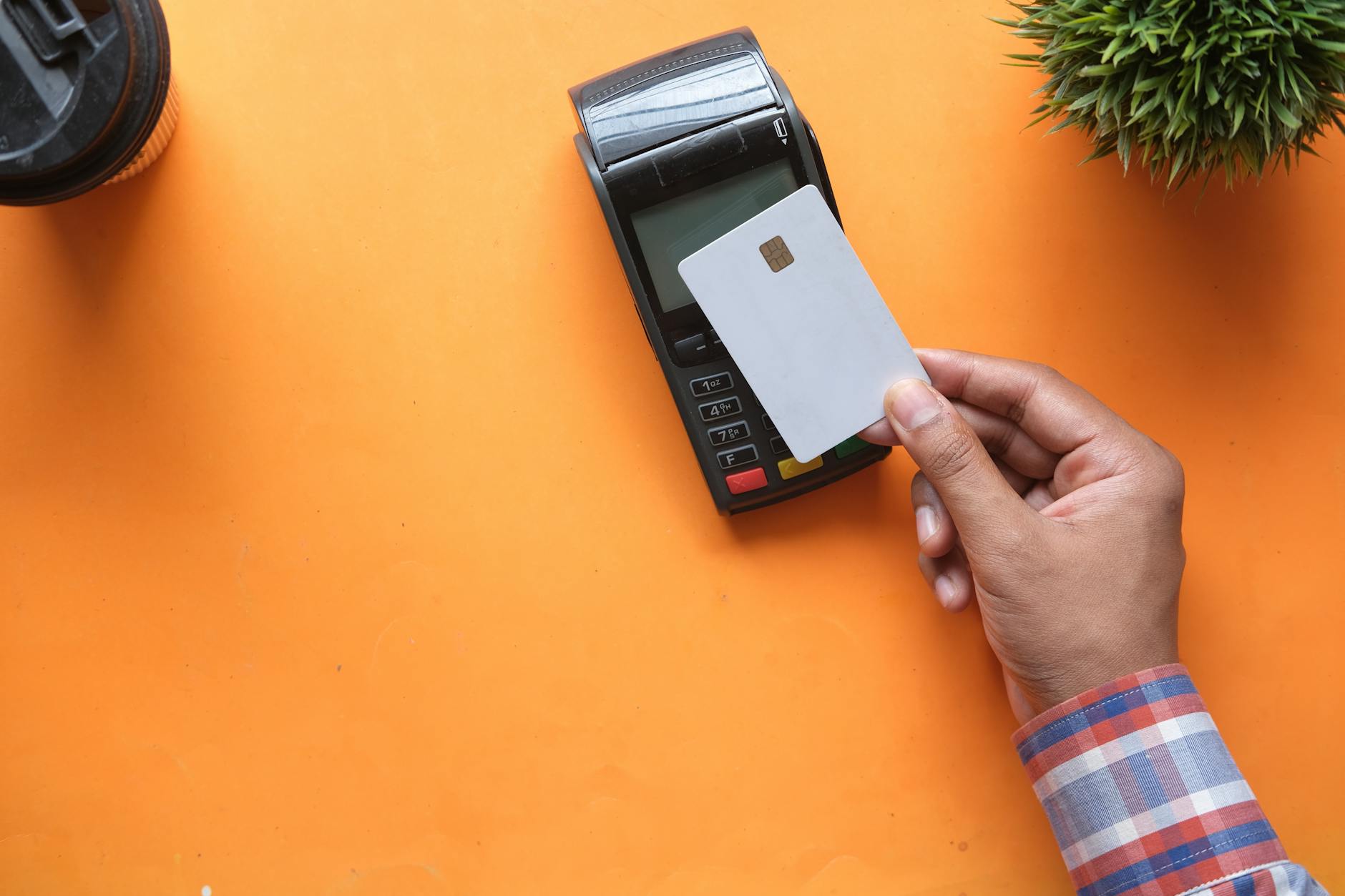 Cartão Para Mei vale a pena? Veja custos e riscos