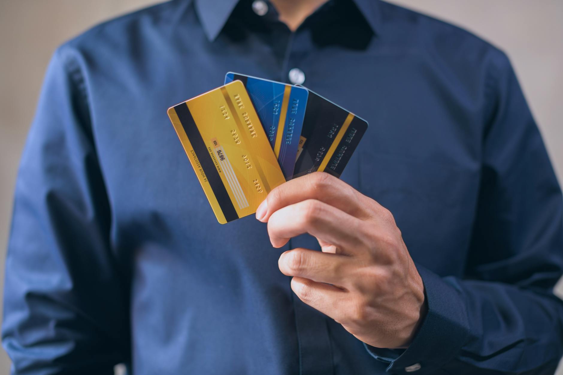 Educação Financeira Para Quem Usa Muito Cartão vale a pena?